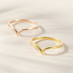V-shaped Minimal Ring