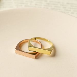 Signet Ring
