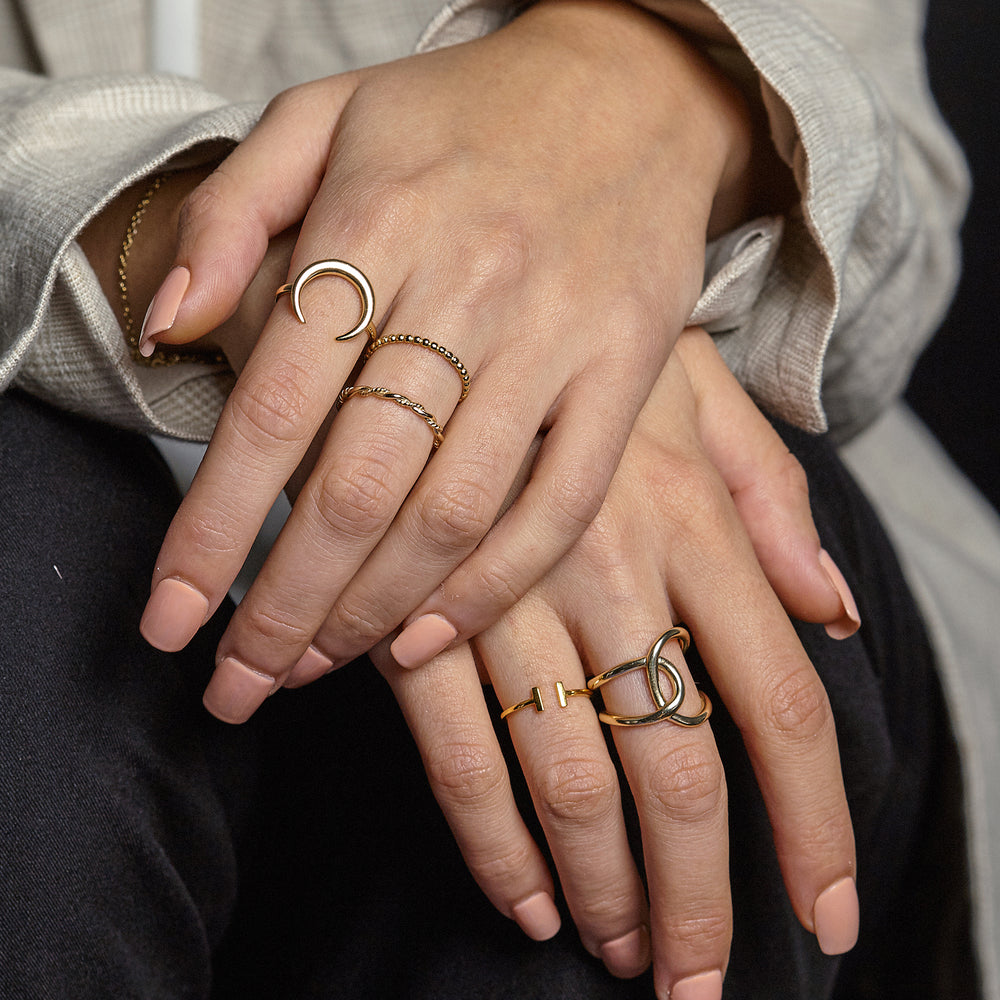 Braid-shaped Band Ring